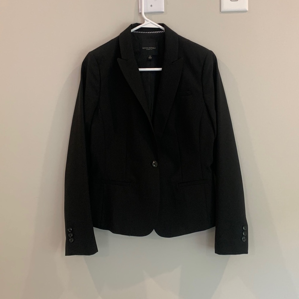 Banana republic size 8 classic fit blazer